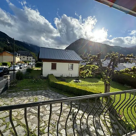 Maison St Lary 4ch 10pers Jardin